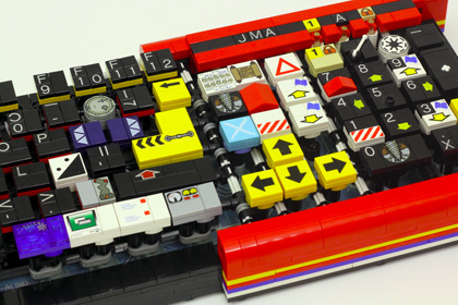 клавиатура из Лего